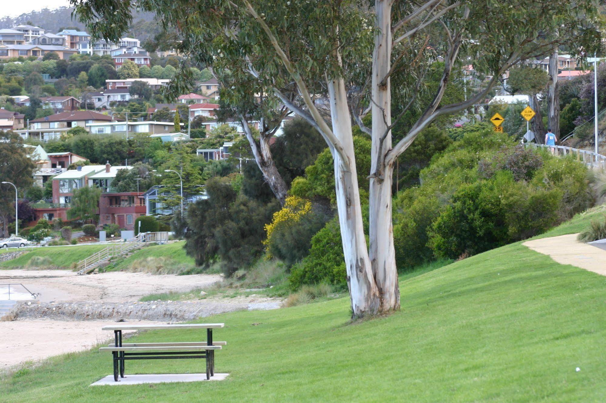 Cedar Cottages Blackmans Bay Exteriér fotografie